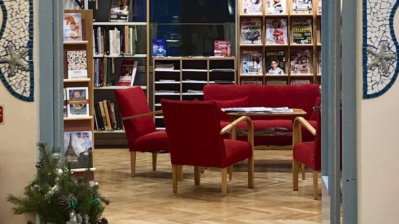 Ett rum i biblioteket